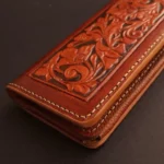 کیف کارت پول و موبایل چرم طبیعی حکاکی طرح ونداد - تصویر 5